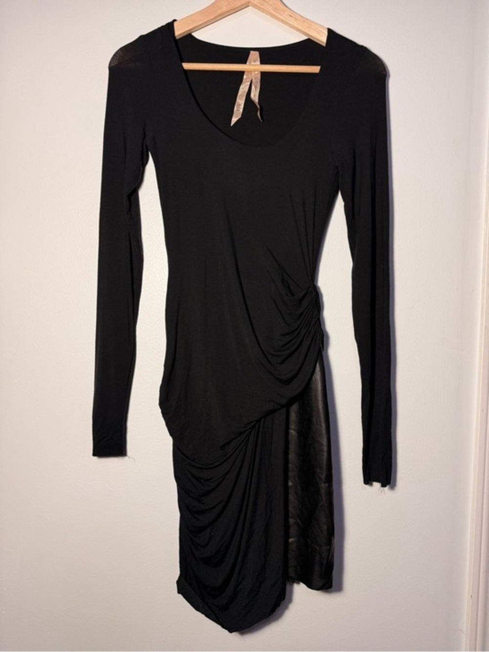 Bailey 44 Black Long-Sleeve Ruched Asymmetrical Mini Dress size XS
